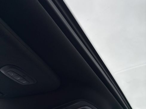 Used 2020 RAM 1500 Limited AWD/4WD image 16