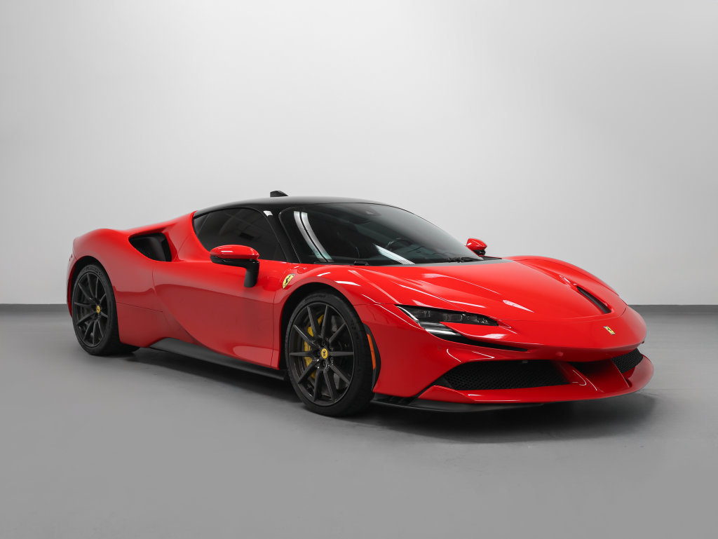 Certified 2022 Ferrari SF90 Stradale AWD/4WD image 1