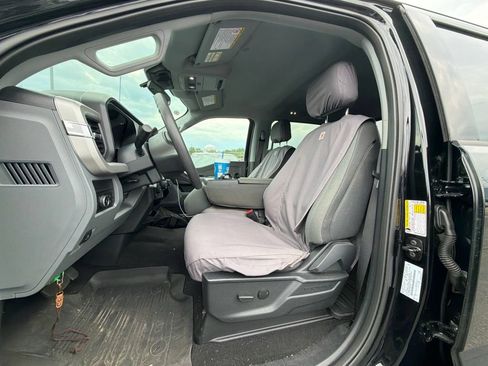 Used 2025 Ford F350 XLT w/ Snow Plow Prep Package AWD/4WD image 6