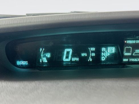 Used 2013 Toyota Prius Two FWD image 12