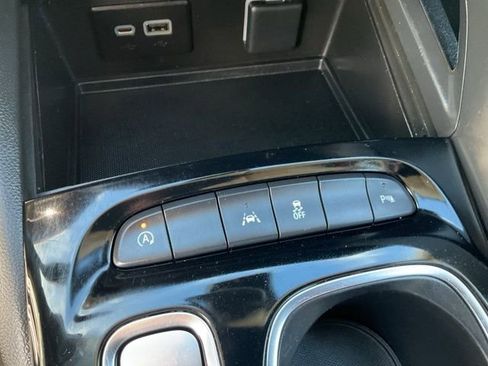 Used 2023 Buick Envision Essence FWD image 21