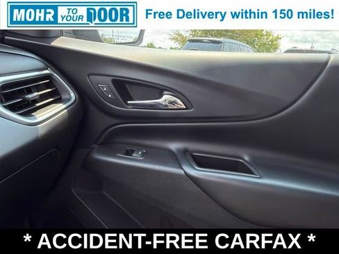 Used 2018 Chevrolet Equinox LT FWD image 29