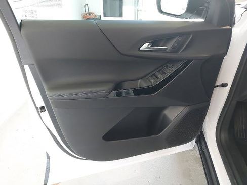 New 2026 Chevrolet Equinox LT w/ Safety and Technology Package image 25