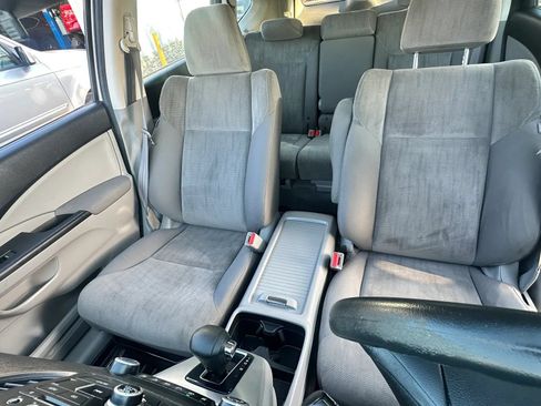Used 2012 Honda CR-V LX image 14