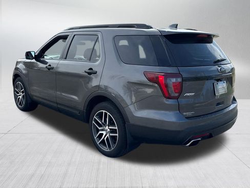 Used 2017 Ford Explorer Sport w/ Equipment Group 401A AWD/4WD image 8