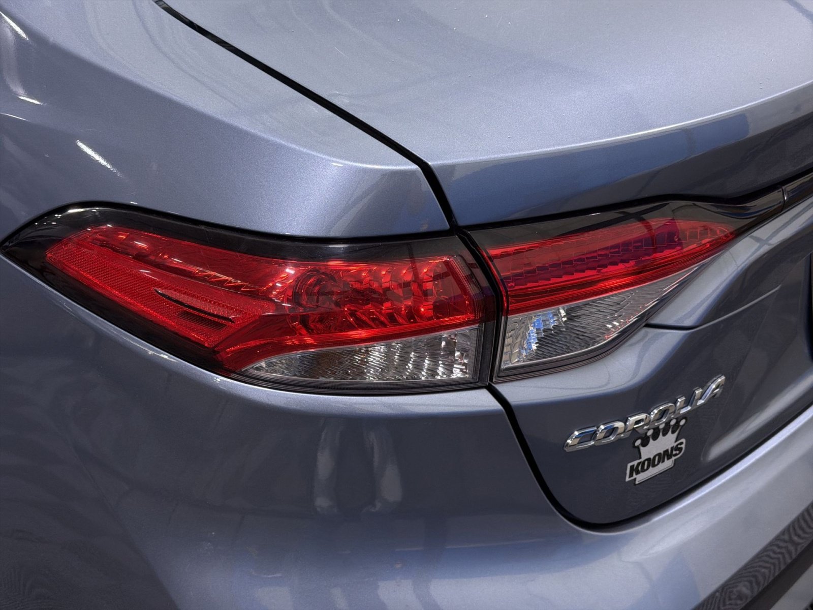 Used 2021 Toyota Corolla LE FWD image 16