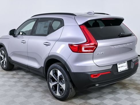 Used 2026 Volvo XC40 B5 Plus w/ Protection Package Premier AWD/4WD image 4