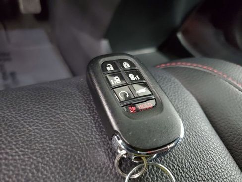 Used 2025 Honda Odyssey Sport-L image 35