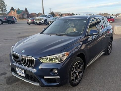 Used 2019 BMW X1 xDrive28i w/ Convenience Package image 3
