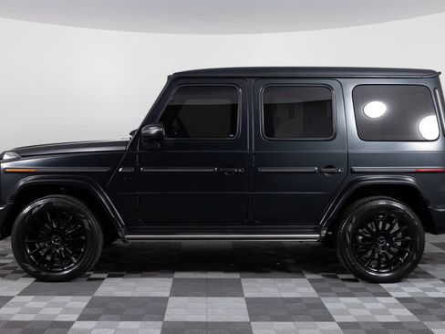 Used 2023 Mercedes-Benz G 550 image 3