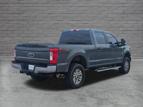Used 2019 Ford F250 XL w/ STX Appearance Package AWD/4WD image 5