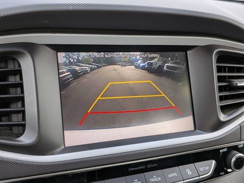 Used 2019 Hyundai Ioniq Limited FWD image 23