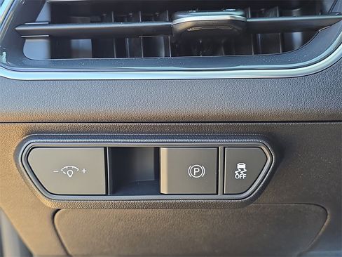 New 2025 Kia K4 EX image 30