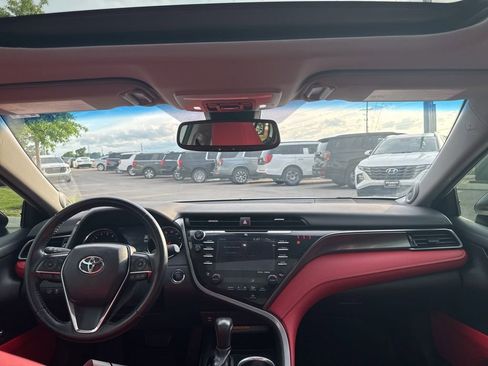 Used 2019 Toyota Camry XSE w/ Navigation Package FWD image 21