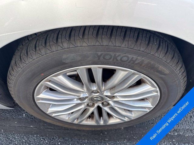 Used 2013 Lexus ES 350 w/ Luxury Pkg FWD image 14