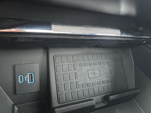 Used 2022 Ford F150 Raptor w/ Equipment Group 801A High image 46