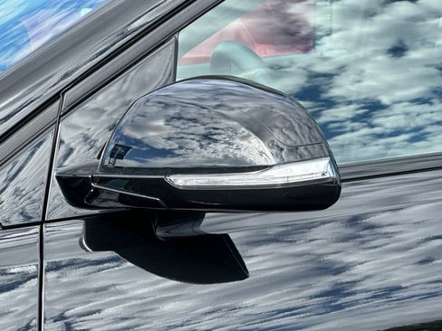 Used 2022 Chevrolet Bolt EUV LT w/ Driver Confidence Package image 49