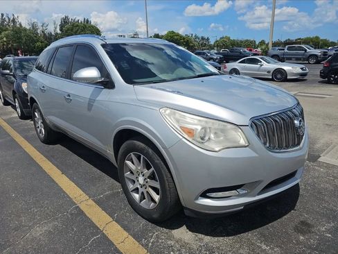Used 2014 Buick Enclave Leather FWD image 3