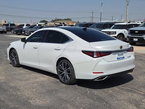 Used 2025 Lexus ES 350 w/ Premium Package FWD image 3