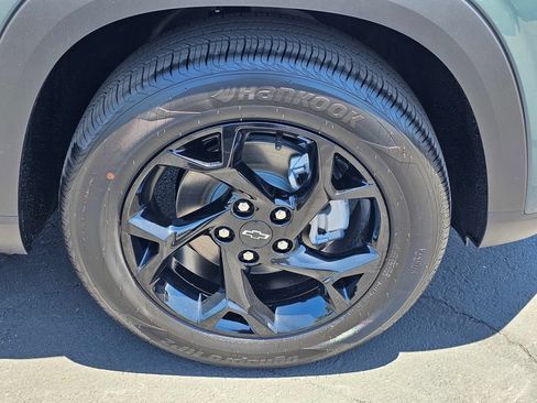 New 2026 Chevrolet Trax LT w/ Driver Confidence Package FWD image 7