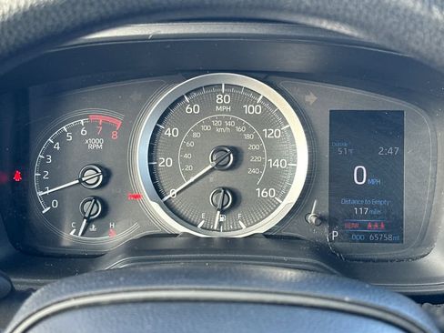 Used 2021 Toyota Corolla LE image 23