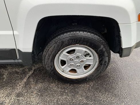 Used 2012 Jeep Patriot Sport w/ PWR Value Group FWD image 30