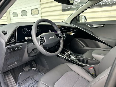 New 2026 Kia Niro Wind FWD image 10