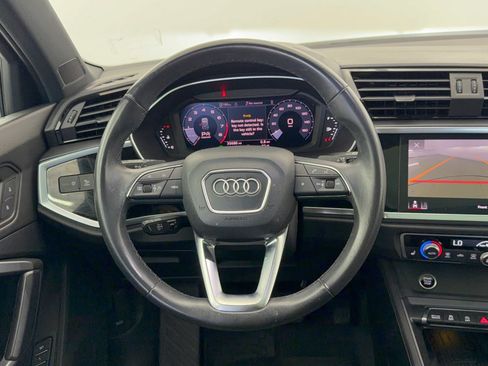 Used 2023 Audi Q3 2.0T Premium Plus w/ Premium Plus Package AWD/4WD image 10