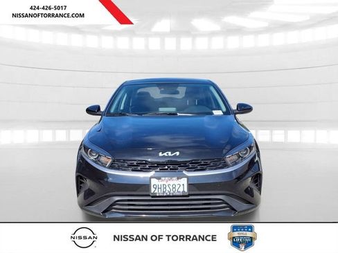 Used 2023 Kia Forte LXS FWD image 2