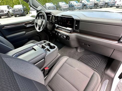 Used 2023 GMC Sierra 1500 Elevation AWD/4WD image 13