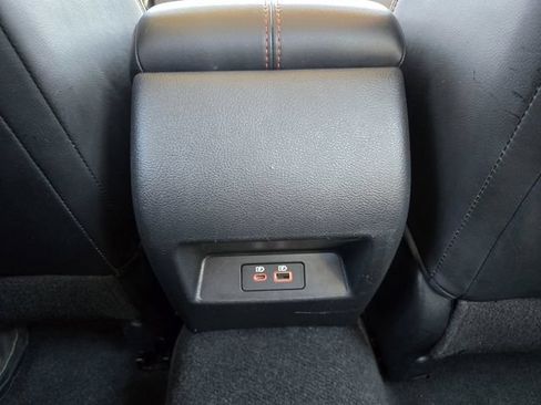 Used 2024 Nissan Altima 2.5 SR FWD image 11