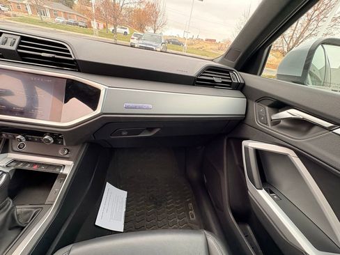 Used 2022 Audi Q3 2.0T Premium Plus image 19