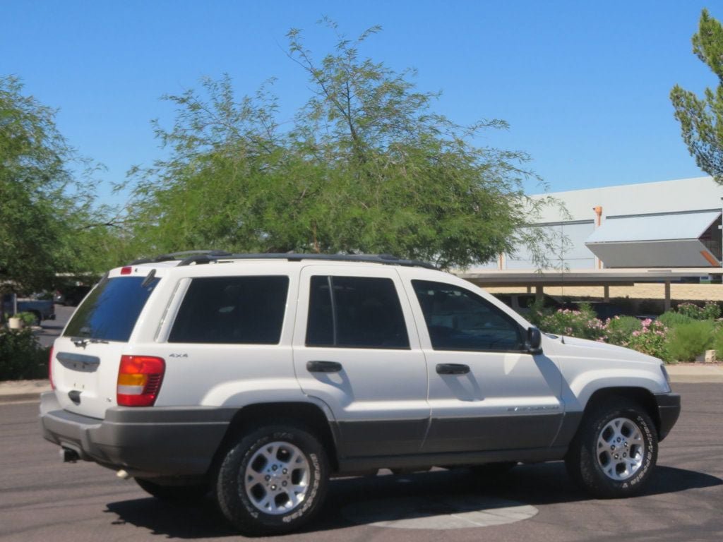Used 2000 Jeep Grand Cherokee Laredo AWD/4WD image 6