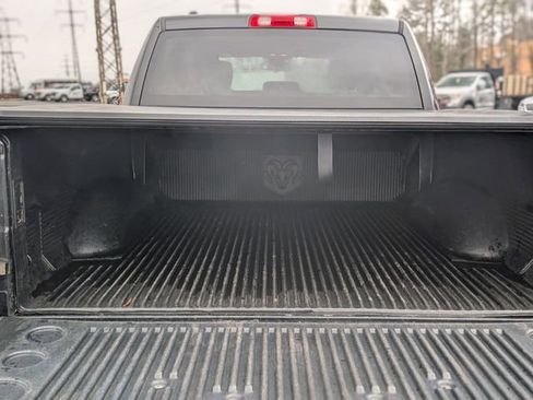 Used 2015 RAM 1500 Express image 29
