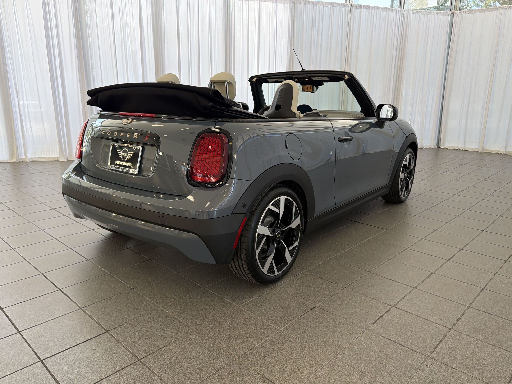 New 2026 MINI Cooper S FWD image 7