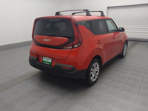 Used 2022 Kia Soul LX image 9