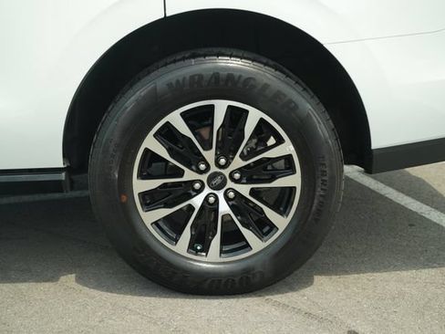 Used 2025 Ford Expedition Platinum AWD/4WD image 50