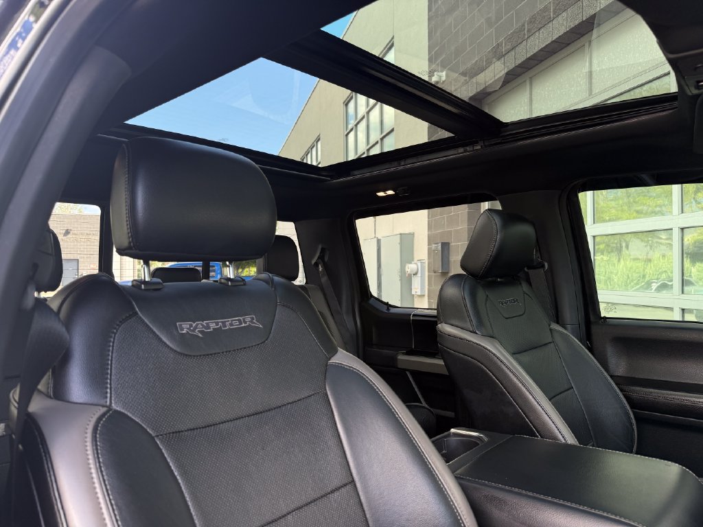 Used 2018 Ford F150 Raptor w/ Equipment Group 802A Luxury AWD/4WD image 50