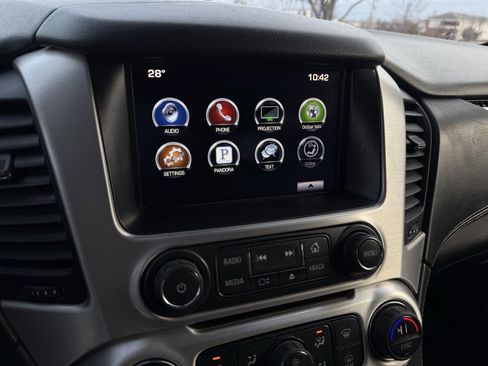 Used 2016 GMC Yukon XL SLE w/ Convenience Package image 15