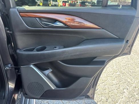 Used 2015 Cadillac Escalade Premium AWD/4WD image 15