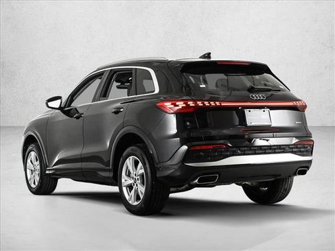 Certified 2025 Audi Q5 Premium w/ Convenience Package AWD/4WD image 8