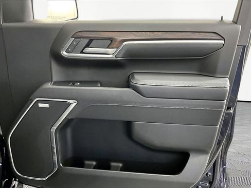Certified 2025 GMC Sierra 1500 SLT w/ SLT Premium Plus Package image 29