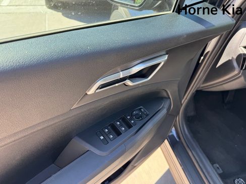 New 2026 Kia Sportage LX image 11