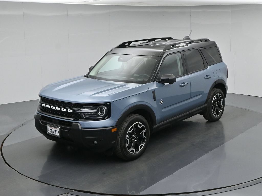 Used 2025 Ford Bronco Sport Outer Banks w/ Outer Banks Tech Package+ AWD/4WD image 40