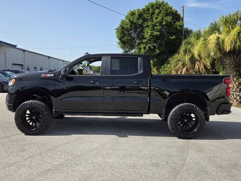 Used 2023 Chevrolet Silverado 1500 RST AWD/4WD image 2