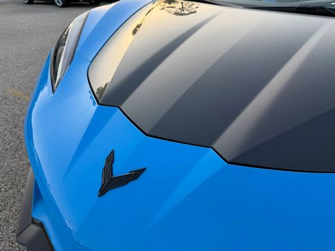 Used 2023 Chevrolet Corvette Z06 w/ Chrome Exterior Badge Package RWD image 14