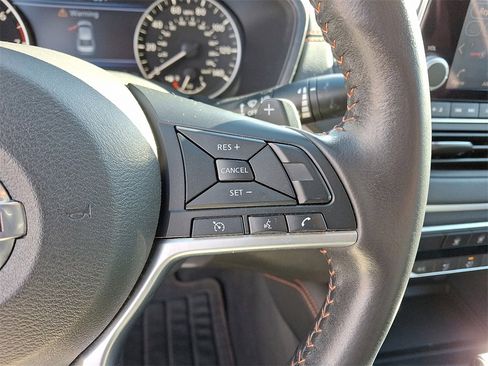 Used 2022 Nissan Altima 2.5 SR image 21