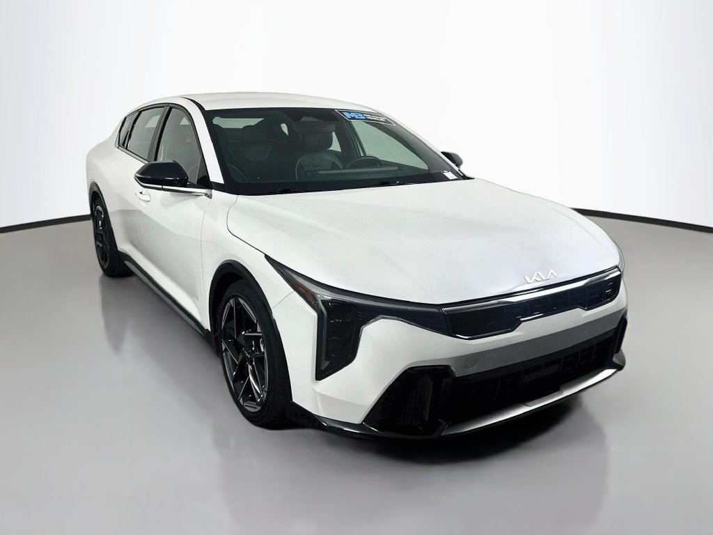 Used 2025 Kia K4 GT-Line FWD image 3