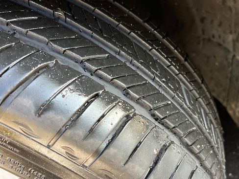 Used 2025 Genesis G70 2.5T w/ Sport Prestige Package image 26