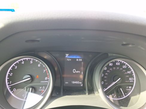 Used 2023 Toyota Camry SE image 18